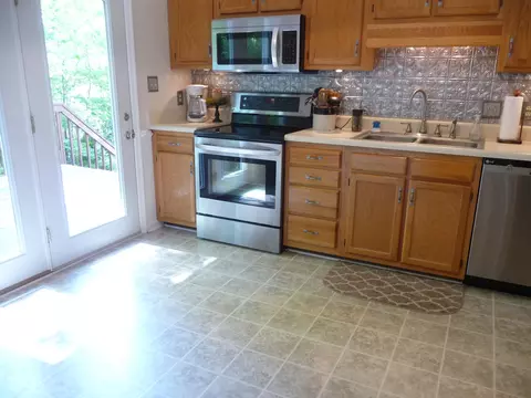 99 Fox Fire, Cloverdale, VA 24077 photo 21