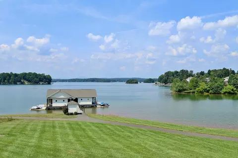 42 Patrick Pl, Union Hall, VA 24176 photo 2
