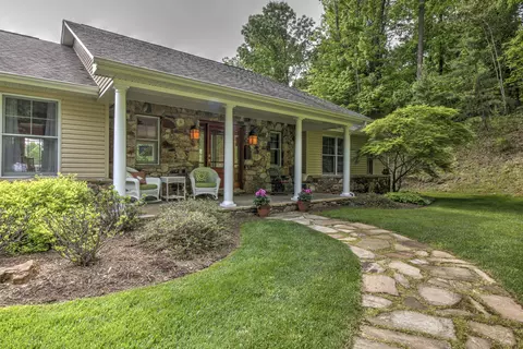 6711 Christopher Dr, Roanoke, VA 24018 photo 3