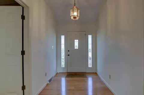 5475 Setter Rd, Roanoke, VA 24012 photo 4