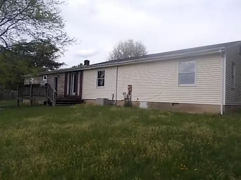119 Crestbourne Dr, Goodview, VA 24095 photo 3