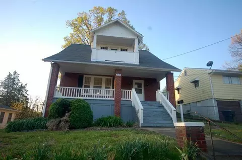 310 Maddock Ave NE, Roanoke, VA 24012 photo 1
