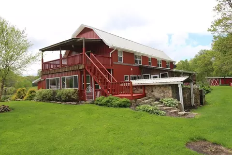 2185 Loops Rd, Rainelle, WV 25962 photo 1