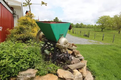 2185 Loops Rd, Rainelle, WV 25962 photo 79