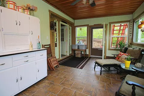 2185 Loops Rd, Rainelle, WV 25962 photo 7
