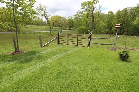 2185 Loops Rd, Rainelle, WV 25962 photo 80