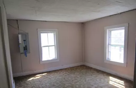 458 Tinker Ave, Vinton, VA 24179 photo 4