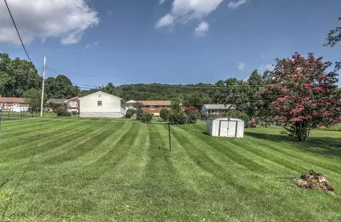 602 Devonshire Dr, Vinton, VA 24179 photo 9