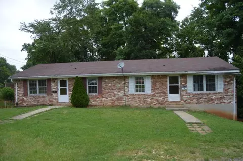 801 Commander Dr NW, Roanoke, VA 24019 photo 1