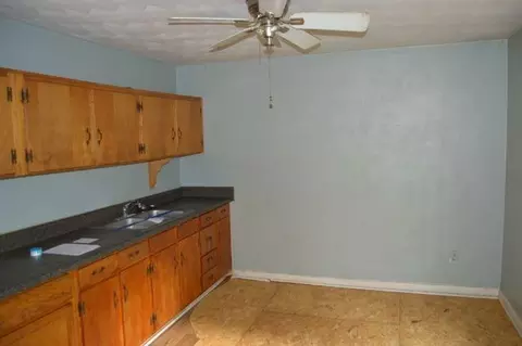 801 Commander Dr NW, Roanoke, VA 24019 photo 10