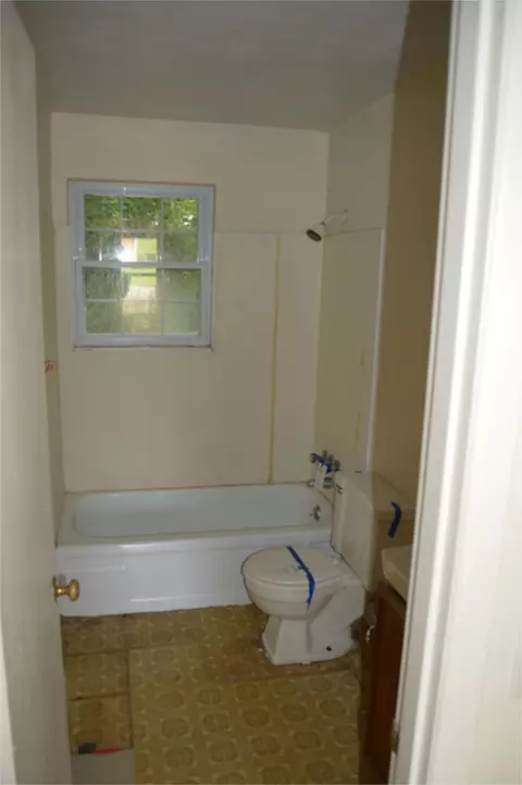 801 Commander Dr NW, Roanoke, VA 24019 photo 4