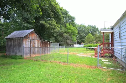 6034 Franklin St, Ferrum, VA 24088 photo 12