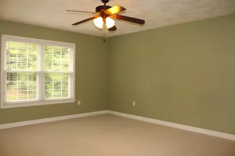 2007 Peppers Ferry Rd, Pulaski, VA 24301 photo 10