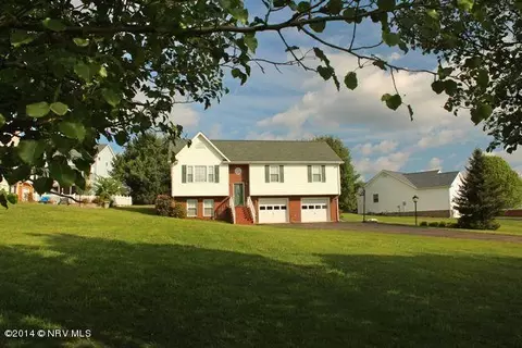 2007 Peppers Ferry Rd, Pulaski, VA 24301 photo 1