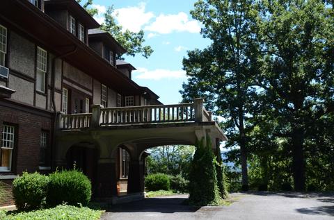 515 Luke Mountain Rd, Covington, VA 24426 photo 3