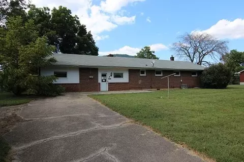 145 Kessler Ln, Buchanan, VA 24066 photo 3