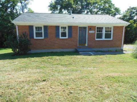 3644 Rolling Hill Ave NW, Roanoke, VA 24017 photo 1