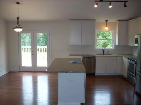1071 Chandler Rd, Goodview, VA 24095 photo 5