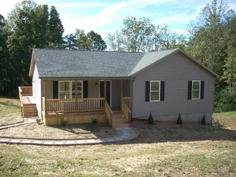 1071 Chandler Rd, Goodview, VA 24095 photo 2