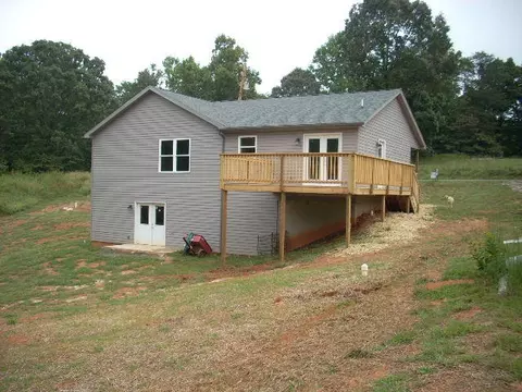 1071 Chandler Rd, Goodview, VA 24095 photo 4