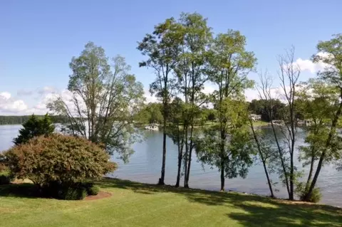 2880 Waters Edge Dr, Penhook, VA 24137 photo 19
