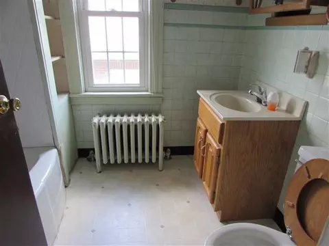 205 E Prospect St, Covington, VA 24426 photo 13
