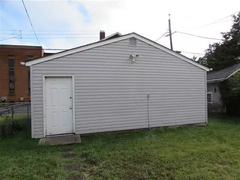 205 E Prospect St, Covington, VA 24426 photo 20