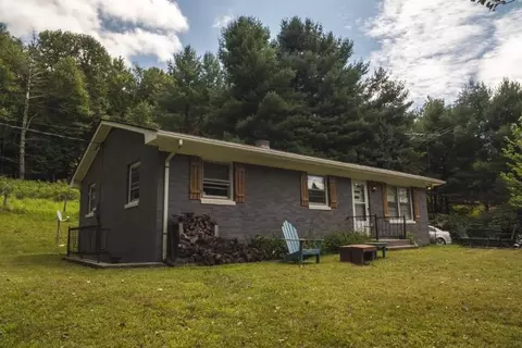 401 Sawmill Rd SW, Willis, VA 24380 photo 3