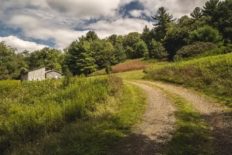 401 Sawmill Rd SW, Willis, VA 24380 photo 16