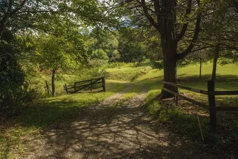 401 Sawmill Rd SW, Willis, VA 24380 photo 13