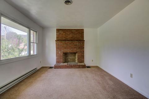 236 Poplar Ave, Salem, VA 24153 photo 3