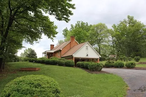 4029 Timber Line Rd, Ferrum, VA 24088 photo 3