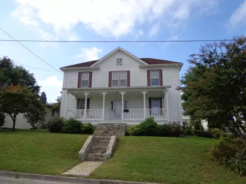 401 E Lee Ave, Vinton, VA 24179 photo 1