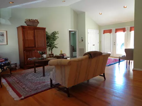 1908 Mcvitty Rd, Salem, VA 24153 photo 10
