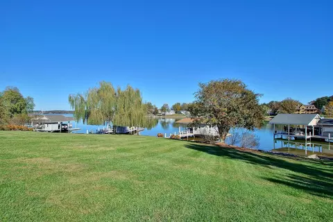 2790 Waters Edge Dr, Penhook, VA 24137 photo 107