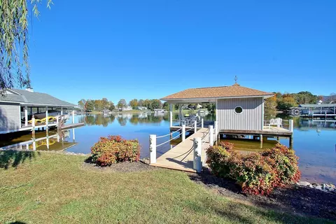 2790 Waters Edge Dr, Penhook, VA 24137 photo 24