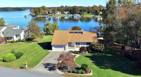 2790 Waters Edge Dr, Penhook, VA 24137 photo 37