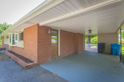 2825 Spring Rd SW, Roanoke, VA 24015 photo 32