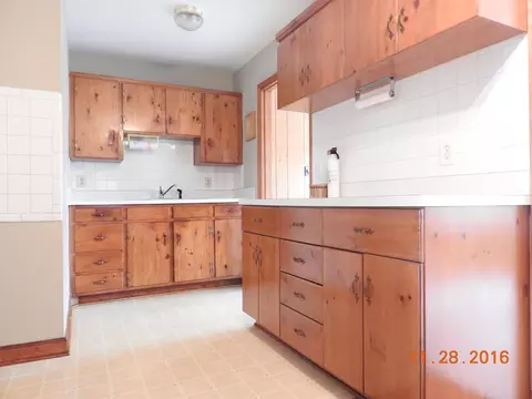 415 E Augusta Ave, Vinton, VA 24179 photo 2