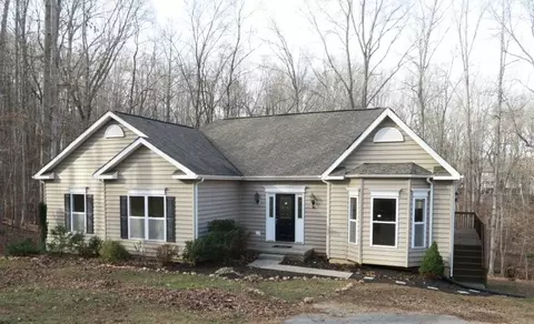 103 Waterside Dr, Moneta, VA 24121 photo 18