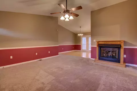 109 Trapper Ln, Vinton, VA 24179 photo 4