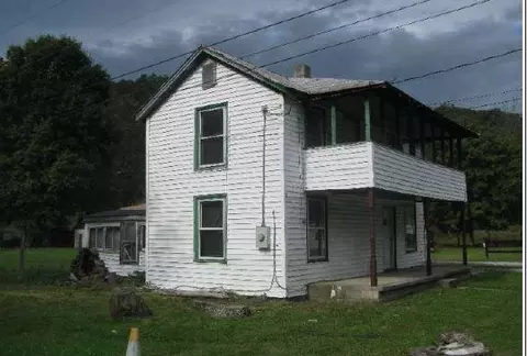 1016 Spring St, Eagle Rock, VA 24085 photo 6