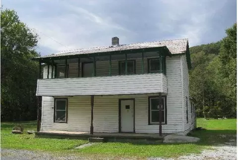 1016 Spring St, Eagle Rock, VA 24085 photo 1