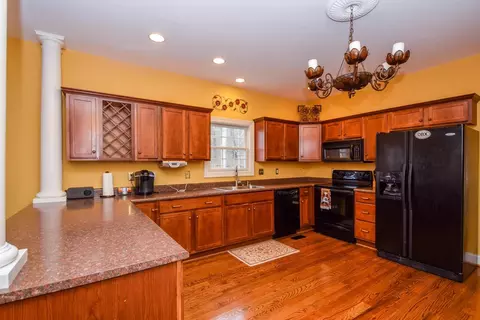 6620 Split Oak Rd, Roanoke, VA 24018 photo 3