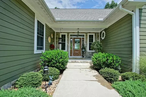 1075 Longview Estates Dr, Goodview, VA 24095 photo 8