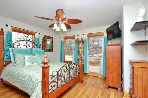 1074 Old Barn Rd, Moneta, VA 24121 photo 76