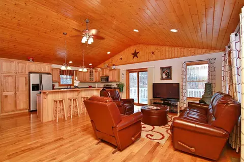 1074 Old Barn Rd, Moneta, VA 24121 photo 67