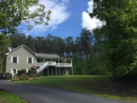 1074 Old Barn Rd, Moneta, VA 24121 photo 29