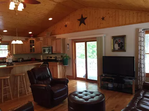 1074 Old Barn Rd, Moneta, VA 24121 photo 15