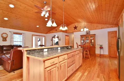 1074 Old Barn Rd, Moneta, VA 24121 photo 70